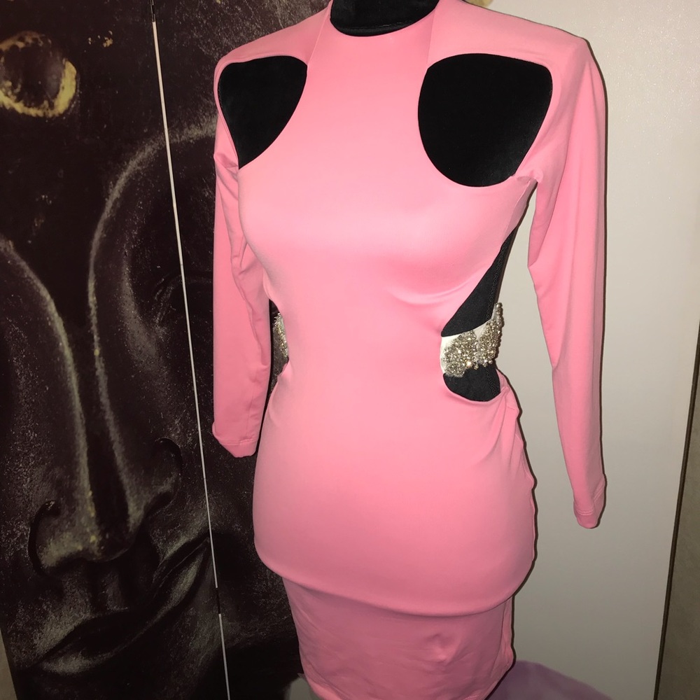 Such a unique dress 💎💎🎀🎀